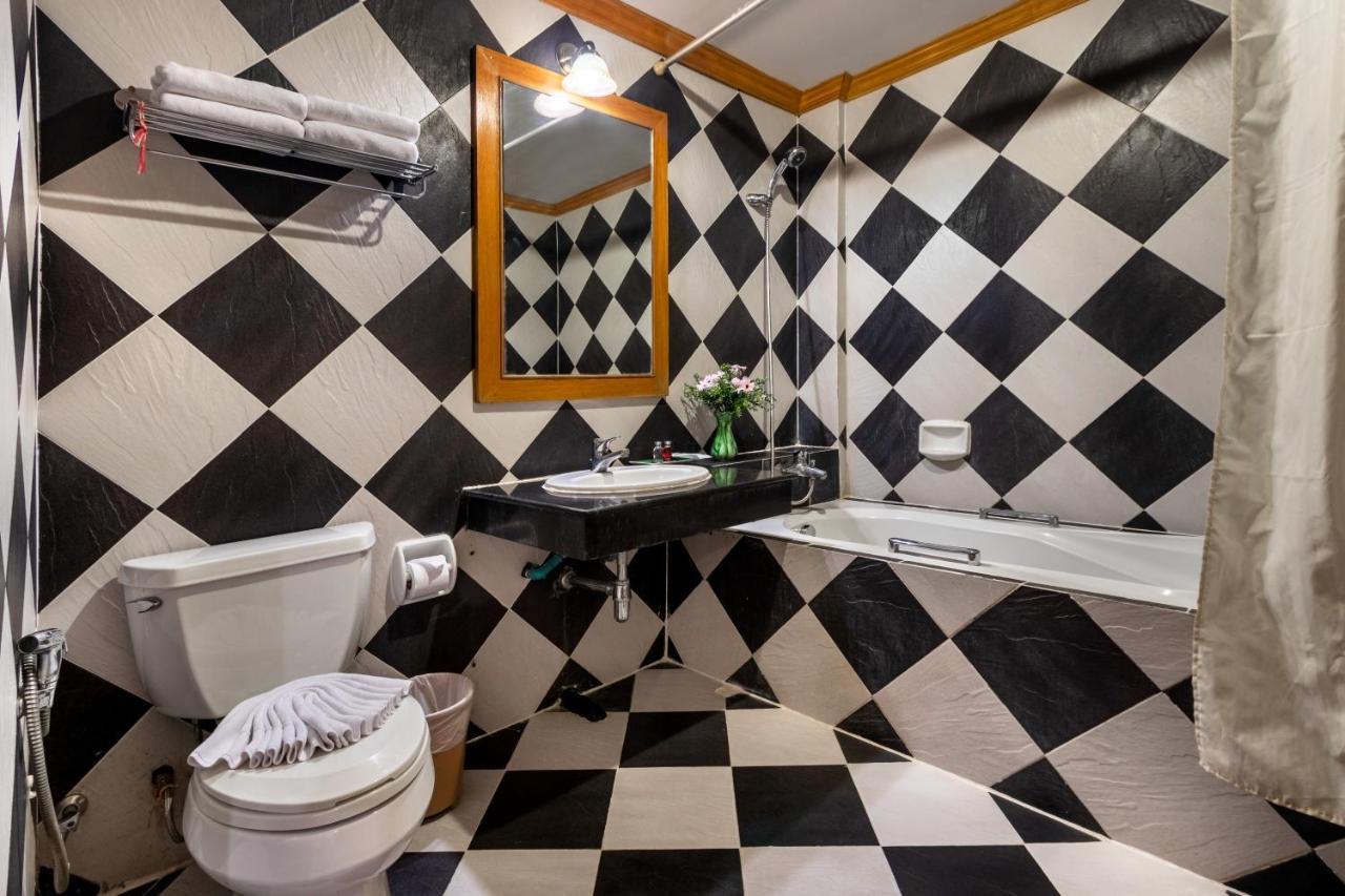 Jb Green Hotel Patong Dış mekan fotoğraf
