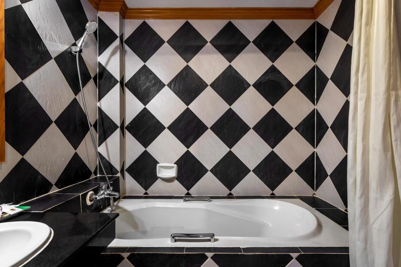 Jb Green Hotel Patong Dış mekan fotoğraf