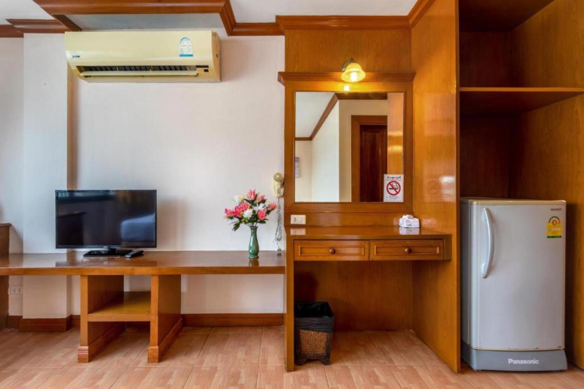 Jb Green Hotel Patong Dış mekan fotoğraf
